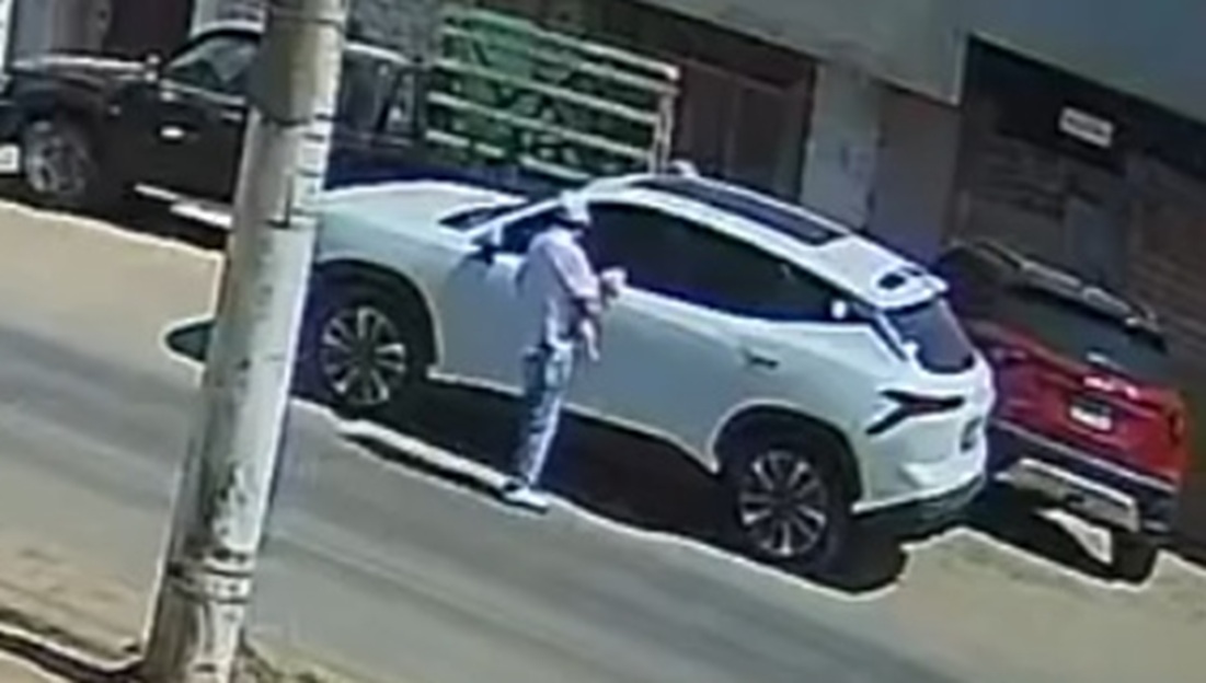 Peruvian Politician Brutally Executed While Cradling His Pet Dog
