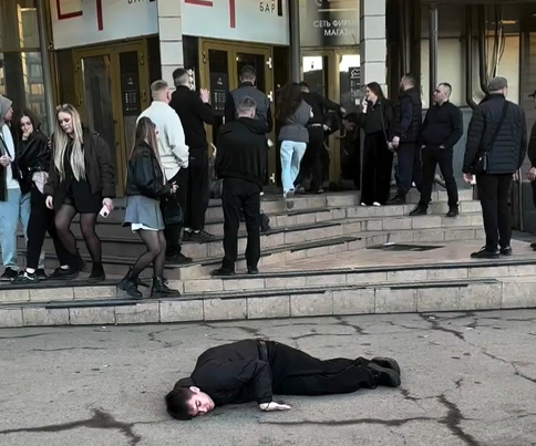 A typical day at a club in the center of Krasnoyarsk