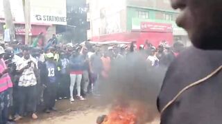 Two Phone Snatchers Burned Alive By Mob Of Locals