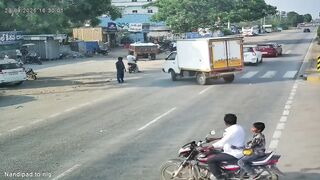 Bike Suddenly Cuts Across Road, Triggers Deadly Car Crash in Miryalaguda