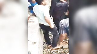 Bangladeshi man saves child from train
