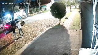 Rideshare Driver Fatally Assaults Passenger;Victim Dies After Falling & Striking Head