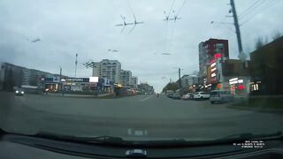 Motorcyclist Dies Instantly After Smashing Full Speed Into Car in Russia