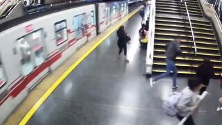Man Jumps in Front of Metro Train in Chile