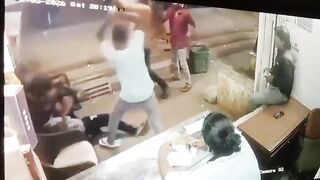 Man killed over marital dispute in 36 strikes in 22 seconds with steel rods & pipes