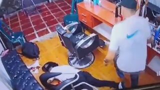 Drive By Shooting Leaves Man Dead Inside Barbershop In Cali