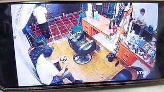 Drive By Shooting Leaves Man Dead Inside Barbershop In Cali