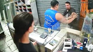 Dispute Of Warehouse Workers Ends With Nasty Beating