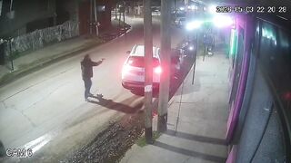 Argentina: Off Duty Officer Shoots Thieves Who Tried To Steal His SUV