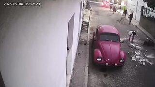 Dude Critically Injured in Neighbor Stone Fight After Concrete Block Smashes Head