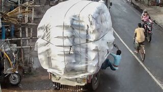Horrific Death in Satkhira: Rice-Laden Trolley Crushes Driver to Death in Kadamtala