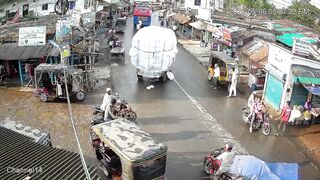Horrific Death in Satkhira: Rice-Laden Trolley Crushes Driver to Death in Kadamtala