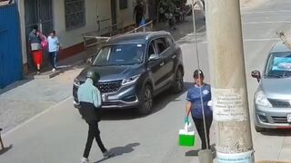 Father Shot 9 Times by Hitman While Picking Up Daughter from School