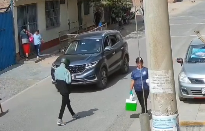 Father Shot 9 Times by Hitman While Picking Up Daughter from School