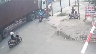Moped Ride To Oblivion