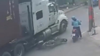 Moped Ride To Oblivion