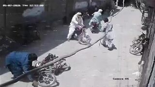 Bank Security Guard Shot Dead by Dacoits During Cash Delivery in Punjab