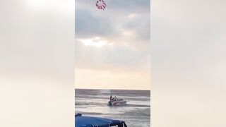 Parasailing instructor dies in Thailand after fall