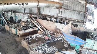 Worker Gets Caught By Rubber Mixing Mill, Dies A Horrible Way