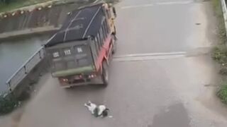 I Feel Sorry For The truck Driver
