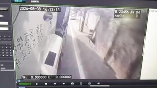 Housewife Hit and Killed by Speeding Car Overtaking on Shoulder While Dumping Garbage