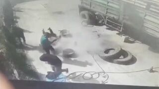 Tire race (compilation)