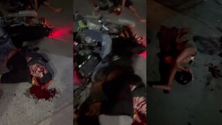 2 motor bikes collide