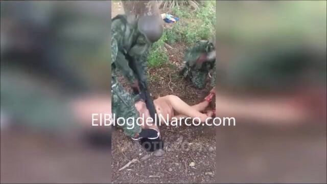 Classic:Dismembering with Machete