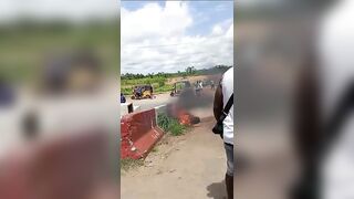 Two Alleged Kidnappers Lynched and Burned Alive by Angry Mob