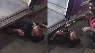 Man Gets Trapped Between Train & Platform At Andheri Station In India
