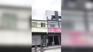 A Worker Critically Burned After Electric Shock While Working in Capoeiras