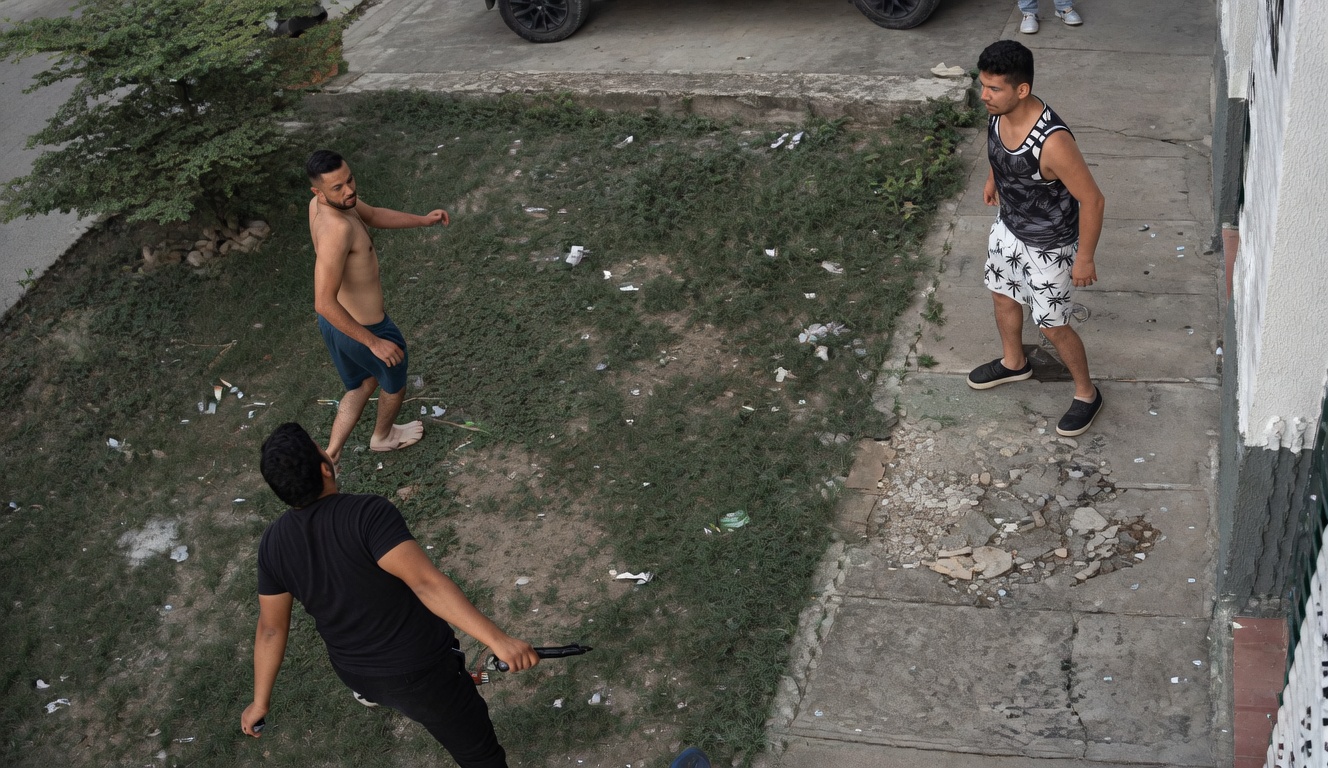Young Man Killed by Multiple Stab Wounds in Street Altercation