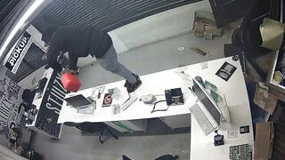 Arsonists set themselves on fire trying to torch cannabis shop in Michigan