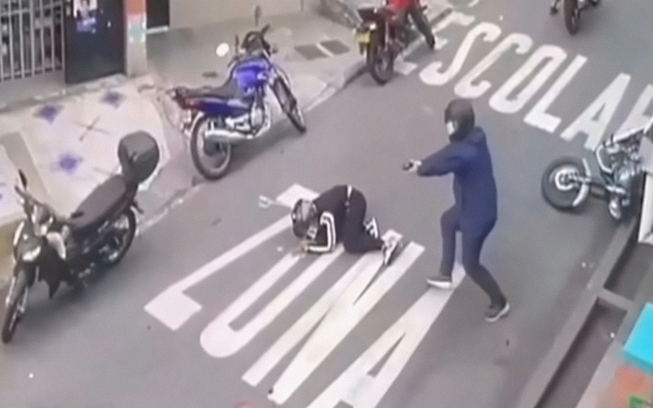 Motorcycle Assassins Open Fire and Kill Young Biker in Broad Daylight