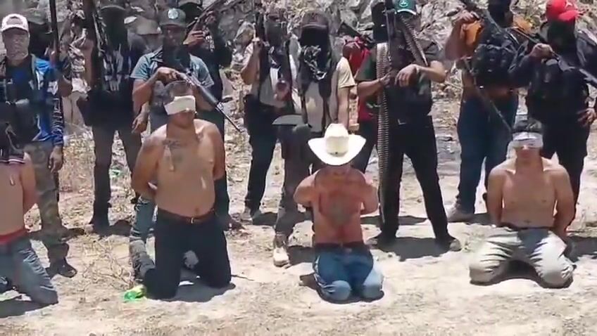 CJNG and Gulf Cartel Execute and Behead 4 Mayo-Zetas (Extended & Boring Version)