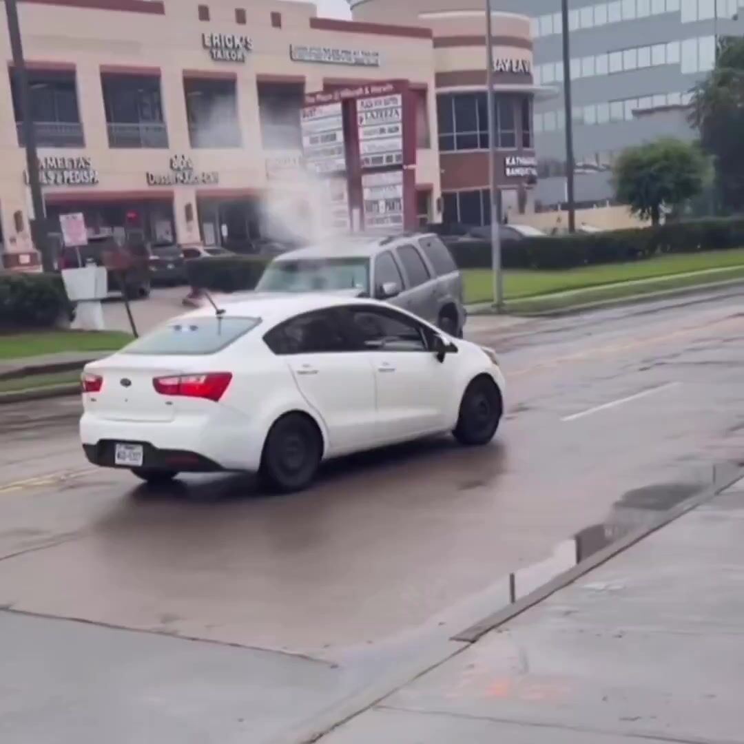 Houston Idiot Plays Bumper Cars With Real Cars, Ends With Police Cruiser As His Final