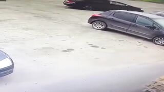 Brutal Monster Stabs Defenseless Woman 26 Times at Car Wash in Orenburg