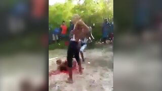 100 Savage Gangsters Butcher, Decapitate & Chop Up Rival in Gruesome Massacre