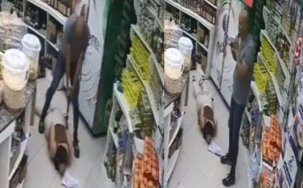 Man Hunts Down Ex-Partner and Executes Her Before Turning Gun on Himself