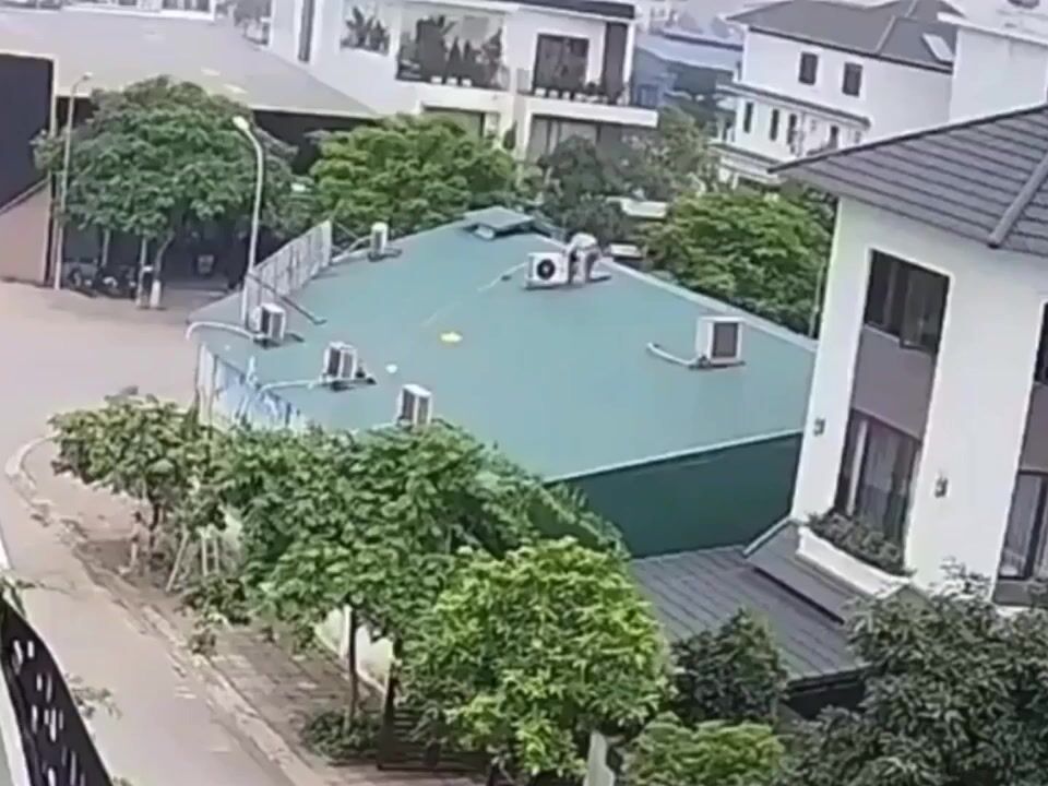 Man Thought He Was Installing AC, Turns Out He Was Testing Explosive Compressor