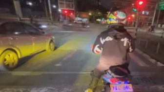 Colombian Biker Records Own Crash