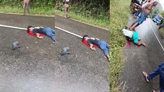 2 men bleed out after moto accident