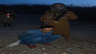 TTP Executes Alleged Pakistani Spy On Camera Over Death of 8 Fighters