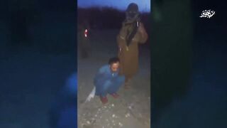 TTP Executes Alleged Pakistani Spy On Camera Over Death of 8 Fighters
