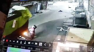 An Elderly Man Crushed to Death by Truck While Heading to Prayers in Haridwar