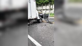 Terrifying Accident Leaves Mutilated Corpses: Brutal Collision Between Truck and Car