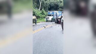 Terrifying Accident Leaves Mutilated Corpses: Brutal Collision Between Truck and Car
