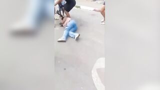 Husband’s Mistress Gets Absolutely Destroyed in Wife’s Savage Street Beating