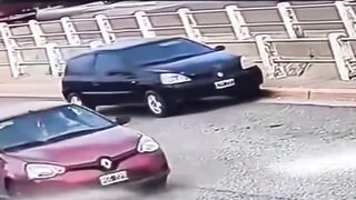 Woman Run Over by Her Own Car After Getting Out to Check the Battery