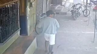 Motorcycle Parts Shop Owner Gunned Down by Hitman at Store Entrance